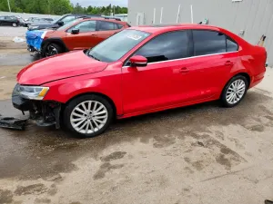 Volkswagen Jetta 1.8L 4 2015