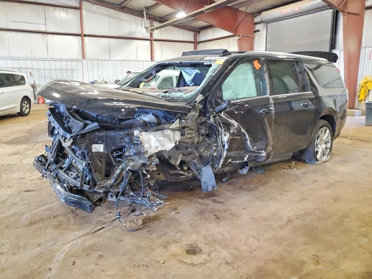 Chevrolet Suburban 6.2L 8 2023