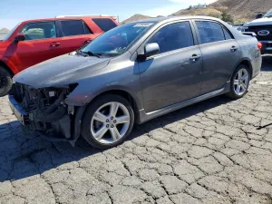 Toyota Corolla 1.8L 4 2013