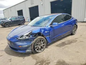 Tesla Model 3 2018