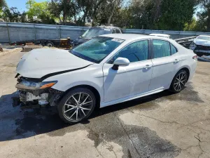 Toyota Camry 2.5L 4 2023