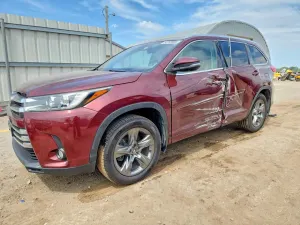 Toyota Highlander 3.5L 6 2017
