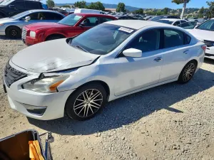 Nissan Altima 2.5L 4 2013
