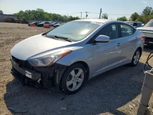 Hyundai Elantra 1.8L 4 2013