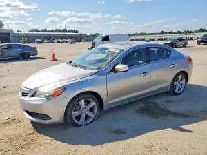 Acura ILX 2.0L 4 2015