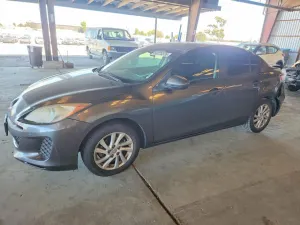Mazda 3 2.0L 4 2012