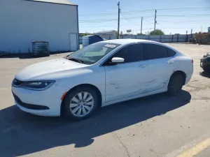 Chrysler 200 2.4L 4 2017