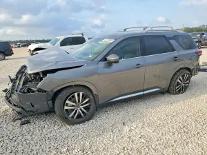 Nissan Pathfinder 3.5L 6 2025