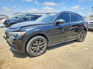 Alfa Romeo Stelvio 2.0L 4 2020