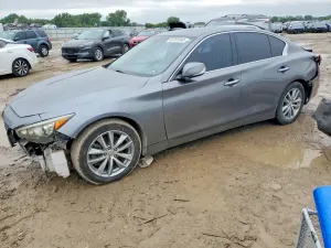 Infiniti Q50 3.7L 6 2015