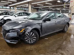 Nissan Altima 2.5L 4 2025