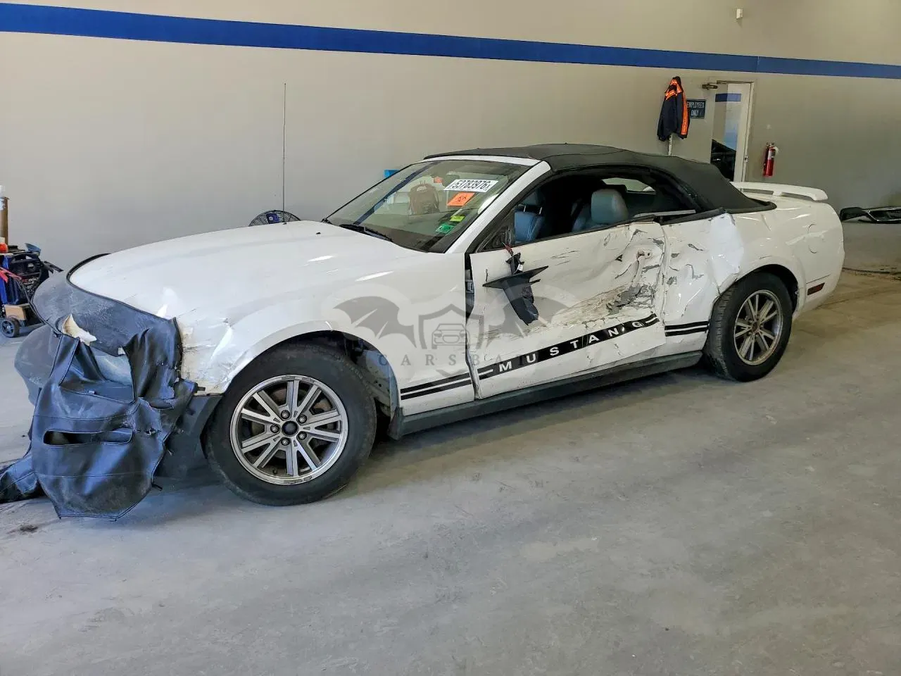 Ford Mustang 4.0L 6 2005