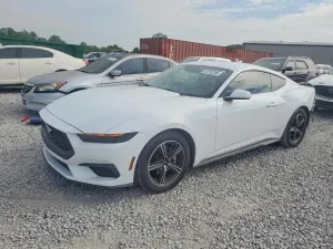 Ford Mustang 2.3L 4 2025