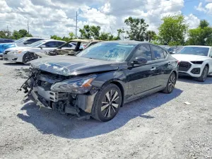 Nissan Altima 2.5L 4 2022