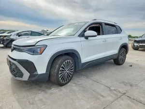 Volkswagen Taos 1.5L 4 2025