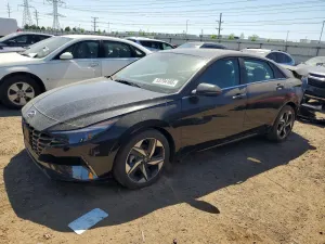 Hyundai Elantra 2.0L 4 2023