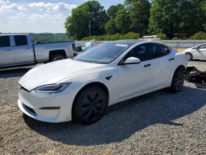 Tesla Model S 2021