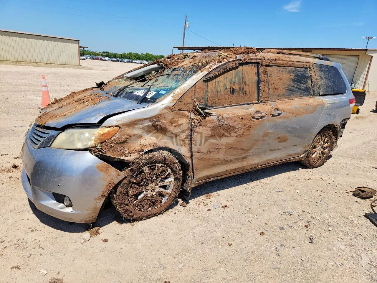 Toyota Sienna 3.5L 6 2011