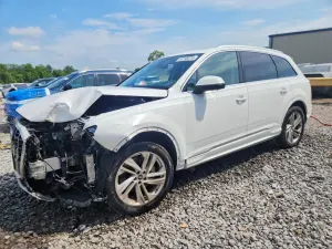Audi Q7 3.0L 6 2021