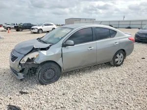 Nissan Versa 1.6L 4 2014