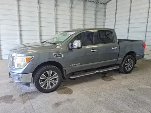 Nissan Titan 5.6L 8 2017