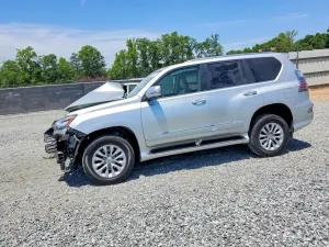 Lexus GX 4.6L 8 2017