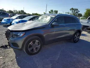 Mercedes-Benz GLC 2.0L 4 2019