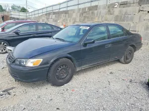 Toyota Camry 2.2L 4 2001