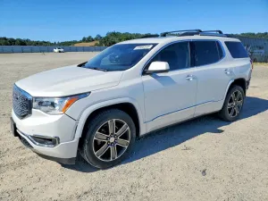 GMC Acadia 3.6L 6 2017