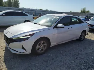 Hyundai Elantra 2.0L 4 2021