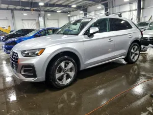 Audi Q5 2.0L 4 2022