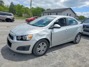 Chevrolet Aveo (Sonic) 1.8L 4 2012