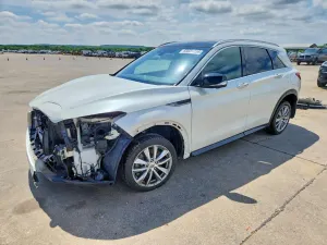 Infiniti QX50 2.0L 4 2020