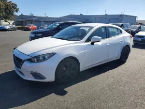 Mazda 3 2.0L 4 2015