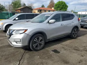 Nissan Rogue 2.5L 4 2018