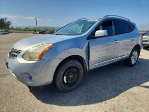 Nissan Rogue 2.5L 4 2013