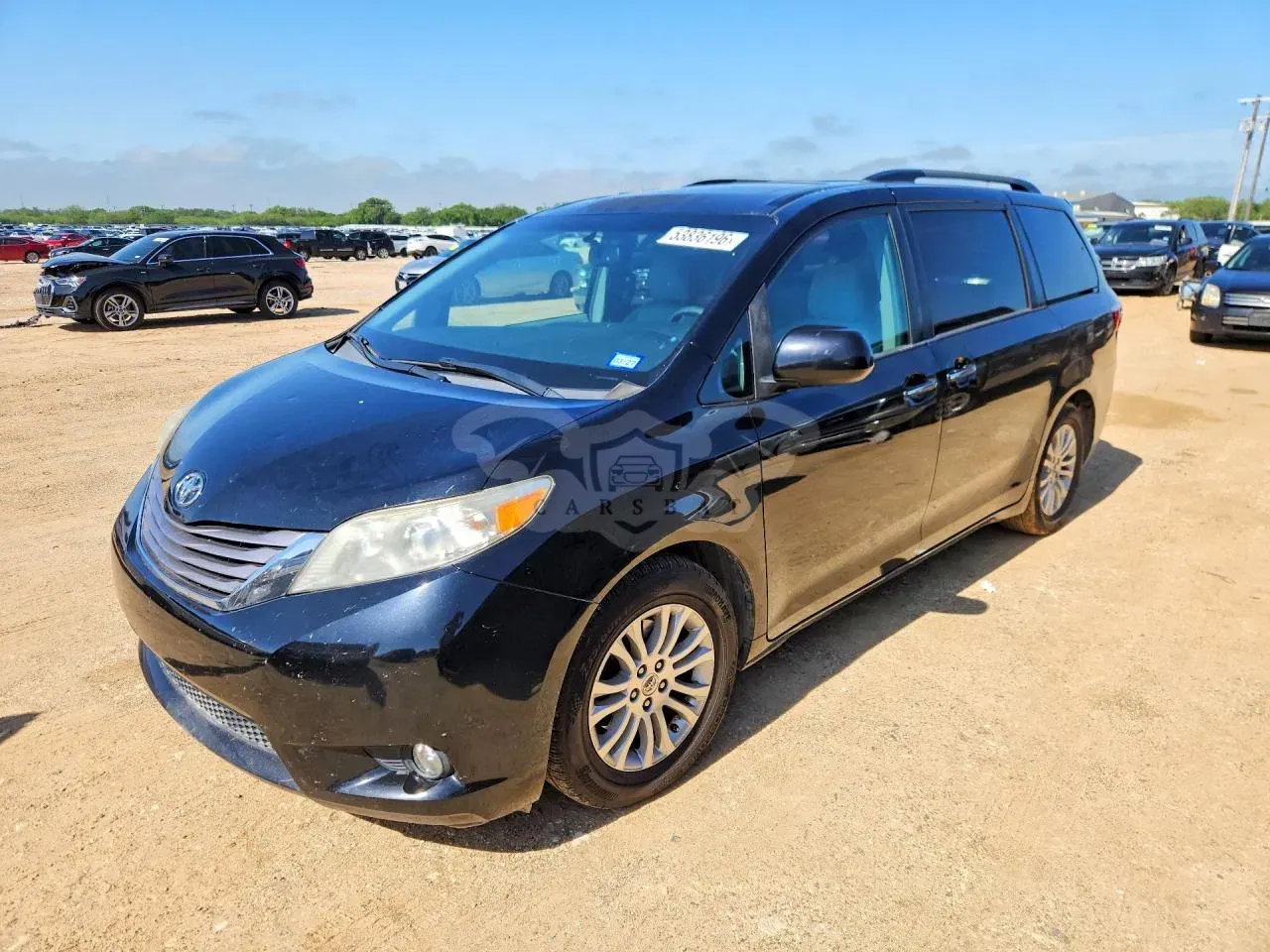 Toyota Sienna 3.5L 6 2016