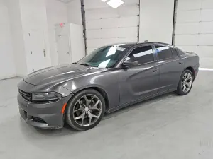 Dodge Charger 5.7L 8 2015