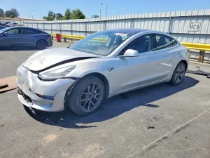 Tesla Model 3 2018