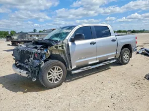 Toyota Tundra 4.6L 8 2019