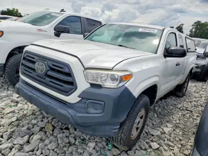 Toyota Tacoma 2.7L 4 2018