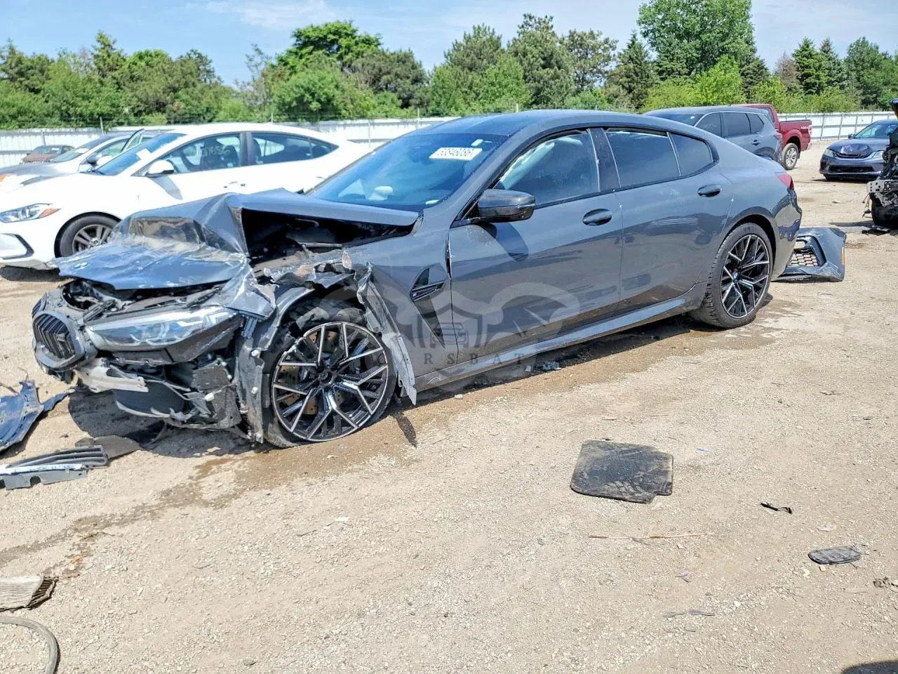 BMW M8 4.4L 8 2022