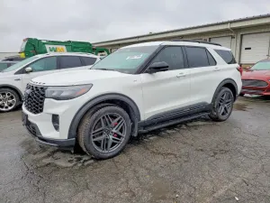 Ford Explorer 2.3L 4 2025