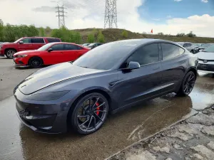 Tesla Model 3 2025