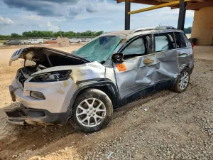 Jeep Cherokee 2.4L 4 2017