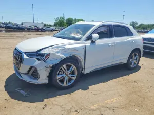 Audi Q3 2.0L 4 2021