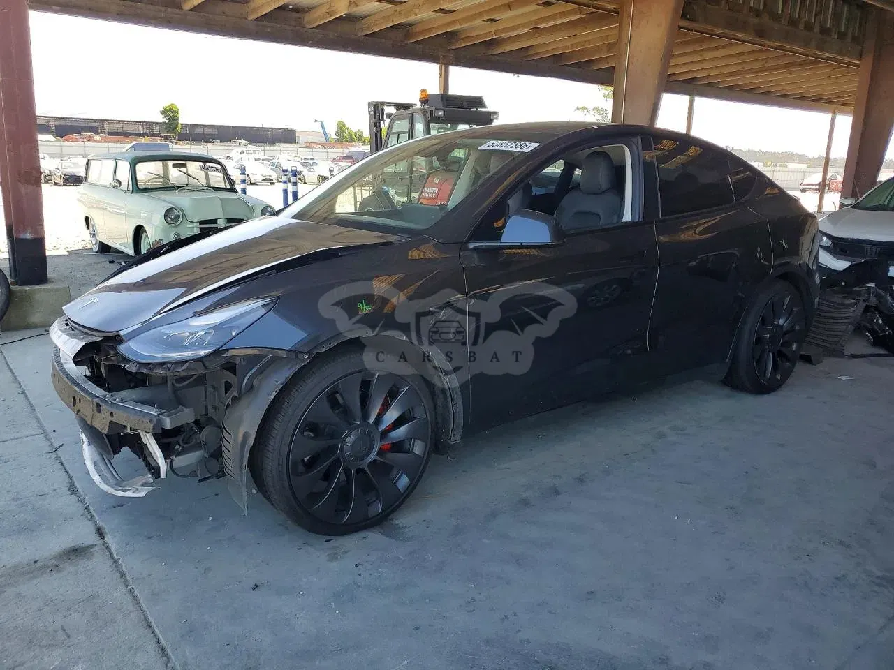 Tesla Model Y 2024
