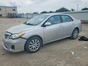 Toyota Corolla 1.8L 4 2013