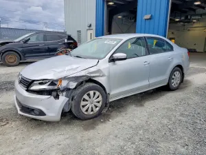 Volkswagen Jetta 2.0L 4 2014
