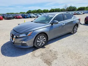 Nissan Altima 2.5L 4 2020